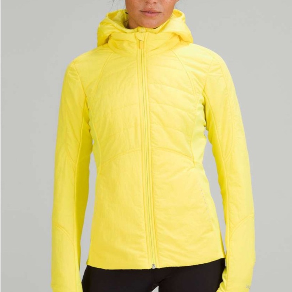 Lululemon another mile Jacket in sonic yellow. NWT 10